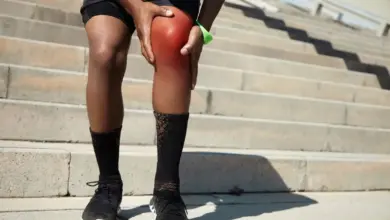 Gota tofácea no joelho