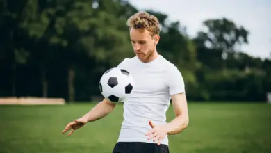 Quem tem dor na coluna pode jogar futebol