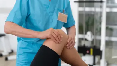 Quanto tempo demora para dobrar o joelho após cirurgia de prótese